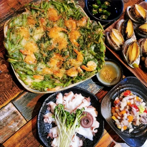 Mejor Raw Fish Dish en Eulji-ro - 비진도 전복구이