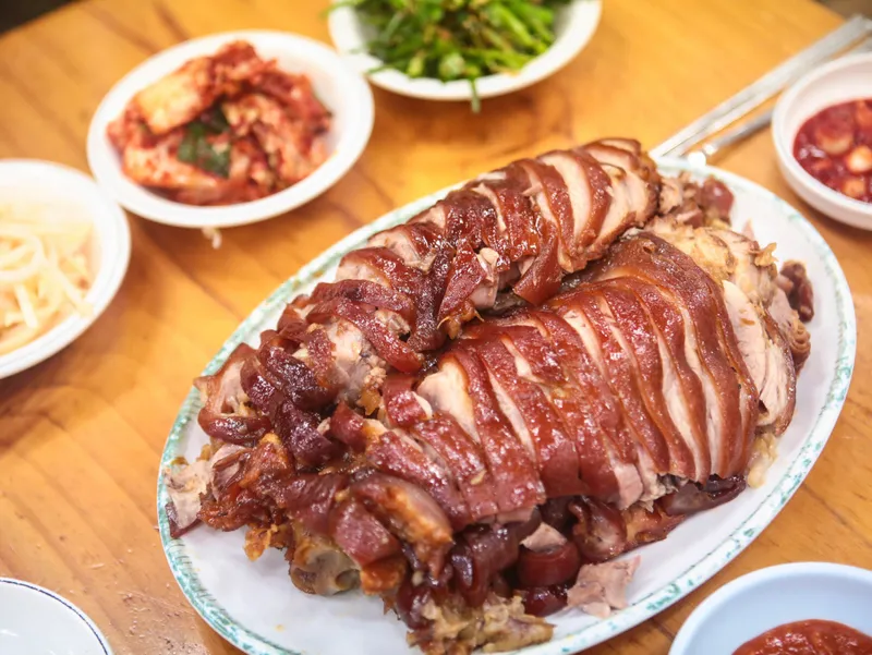 Mejor Pork Dishes en  - 성수족발