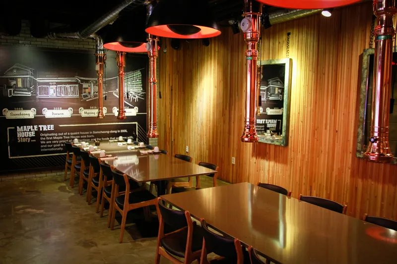 Mejor Cold Noodle en Itaewon - 단풍나무집 이태원점