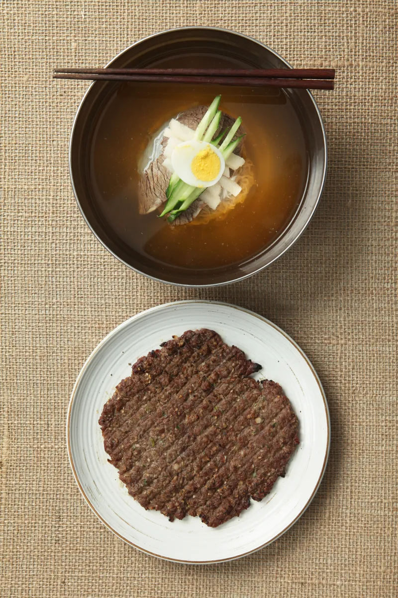 Best Cold Noodle in Gwangnaru - Hamheung Bonga Myeonok Gundae Branch
