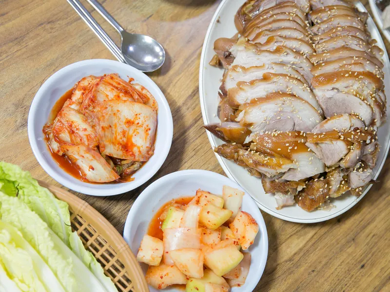 Mejor Korean Blood Sausage Soup en Mapo - 마포왕족발