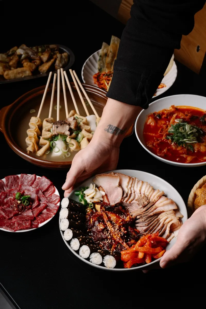 Mejor Raw Fish en Hwangryeongdan-gil - 코끼리냉장고
