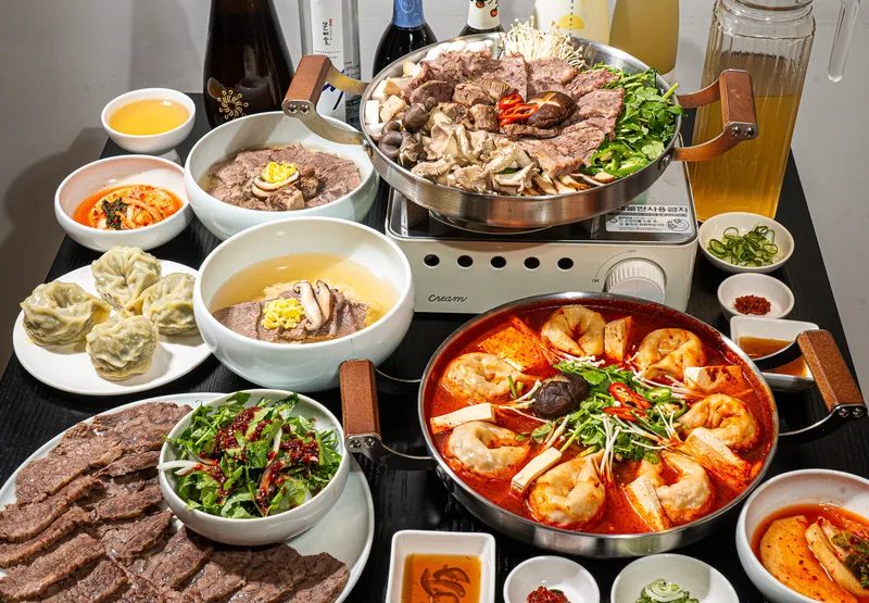 Best Sullungtang in Insa-dong - Malgeun Gomtang Goeum Jongno