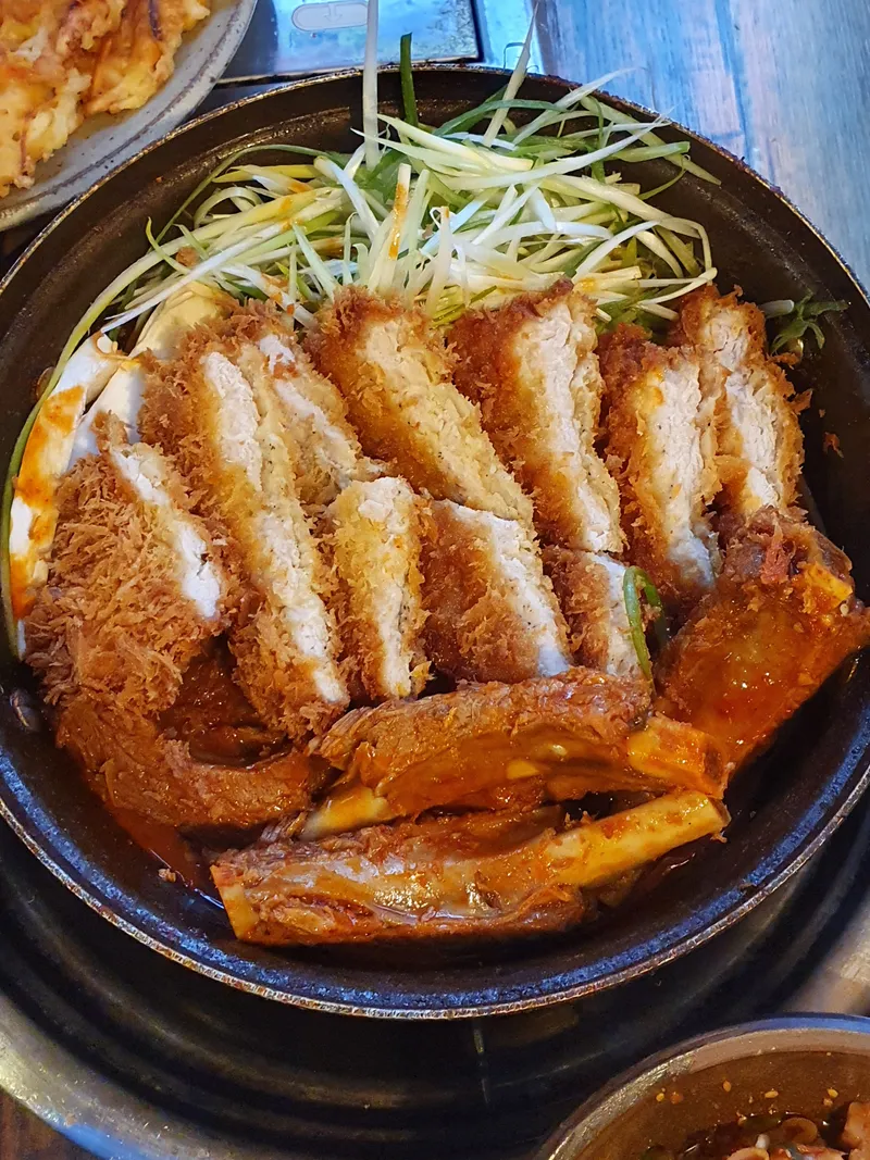 Best Grilled Meats in West Branch - Sinchon Yangpuni Seomyeon Bonjeom