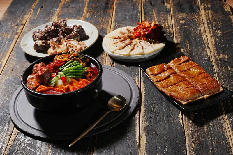Mejor Soup & Stew en  - 고향옥얼큰순대국 센텀점