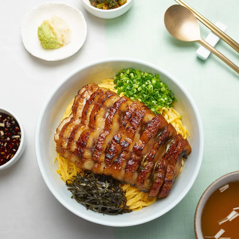 Mejor silkworm pupae en Yeouido - 오치교반 여의도점