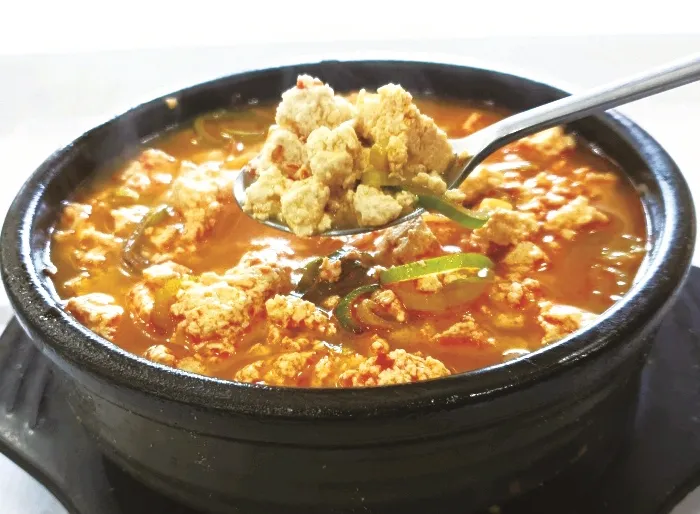 Best Korean Rice Porridge in Chungjangno Road - Hyeondaeok Gwangju Chungjangno Branch