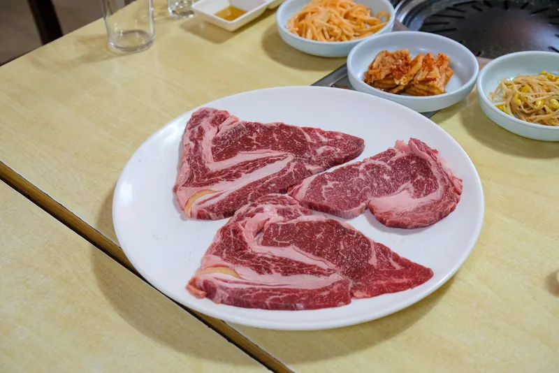 Mejor pork belly en Yuseong - 황우마을
