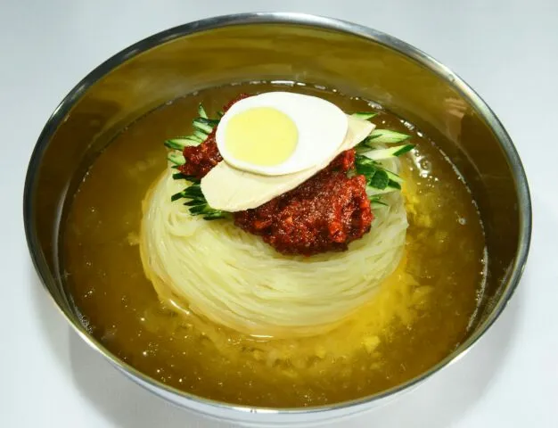 Mejor Cold Noodle en Dongnae - 동래밀면 본점