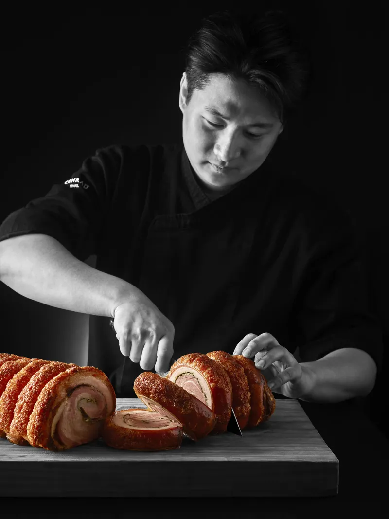 Best Seafood in Yeongdeungpo - Conrad Seoul Zest