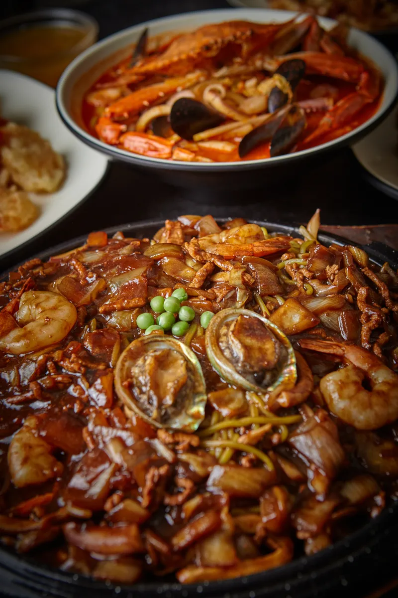 Best Spicy Noodle Soup in Seogwipo - Bolgorong Jjamppong Seogwipo Main Branch