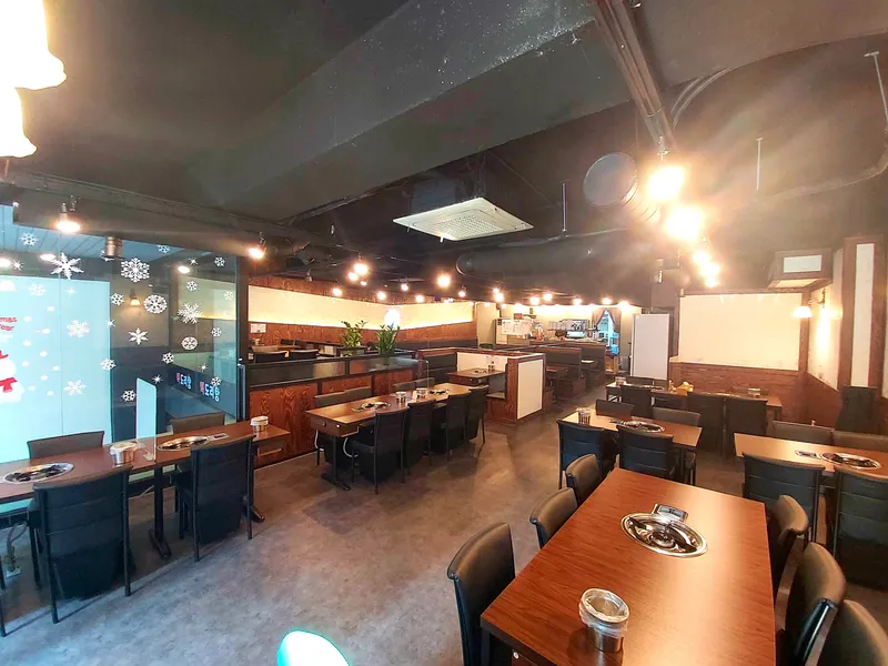 Best Soup & Stew in  - Tteokdoritang Gangnam Bonjeom