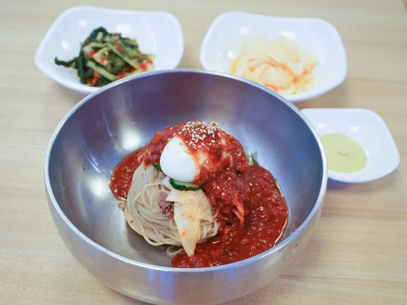 Mejor Cold Noodles en Yeouido - 정인면옥 본점