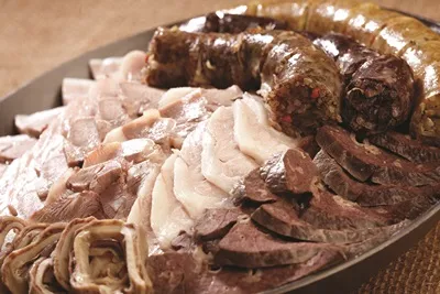 Mejor Steamed Blood Sausage en Yeouido - 강창구찹쌀진순대 여의도1호점