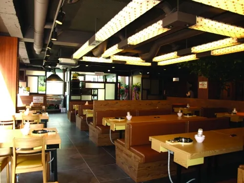 Mejor Pork Dishes en  - 바른식 시골보쌈&감자옹심이 사당별관