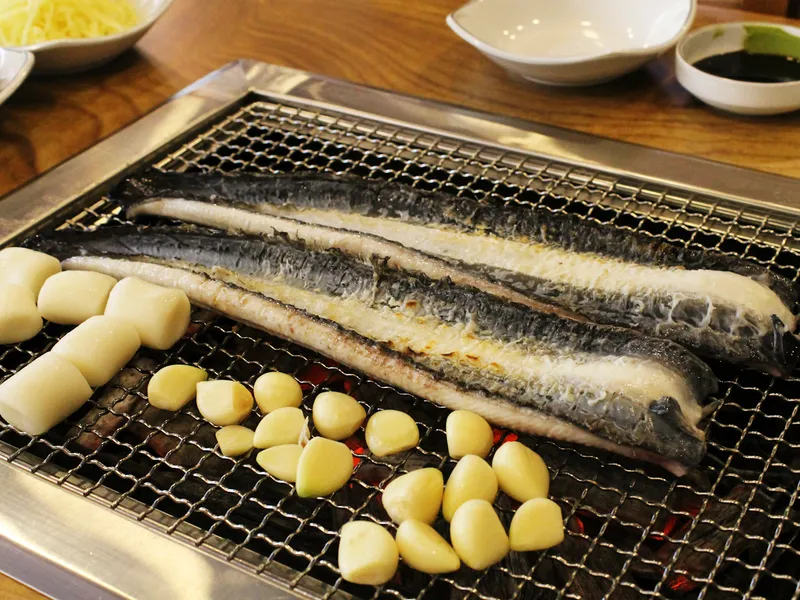 Mejor Freshwater Seafood en Gangdong - 양도령숯불민물장어 본점