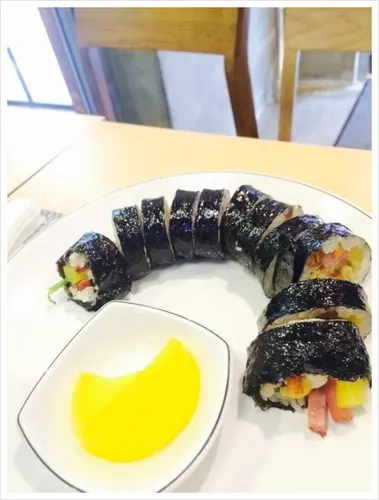 Mejor Spicy Rice Cake en Cheongdam - 청담동마녀김밥 청담본점