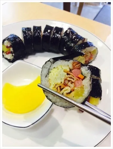 Mejor Spicy Rice Cake en Cheongdam - 청담동마녀김밥 청담본점