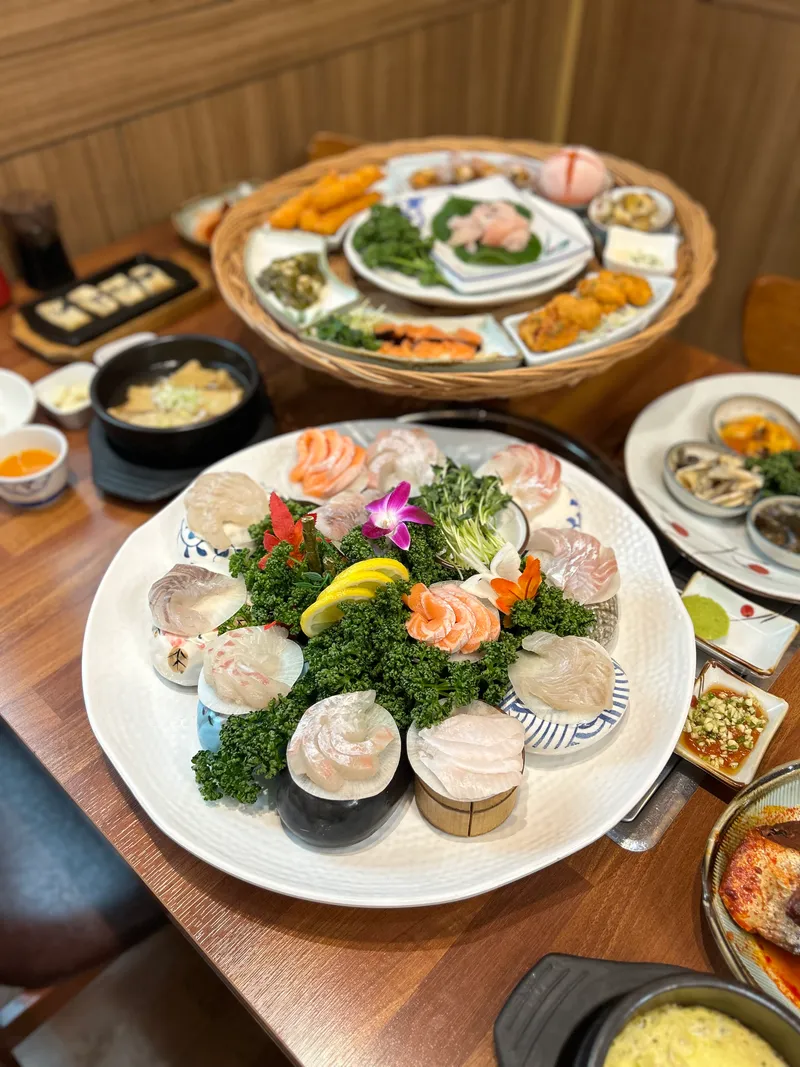 Best Raw fish dishes in Yuseong - Dongsin Susan