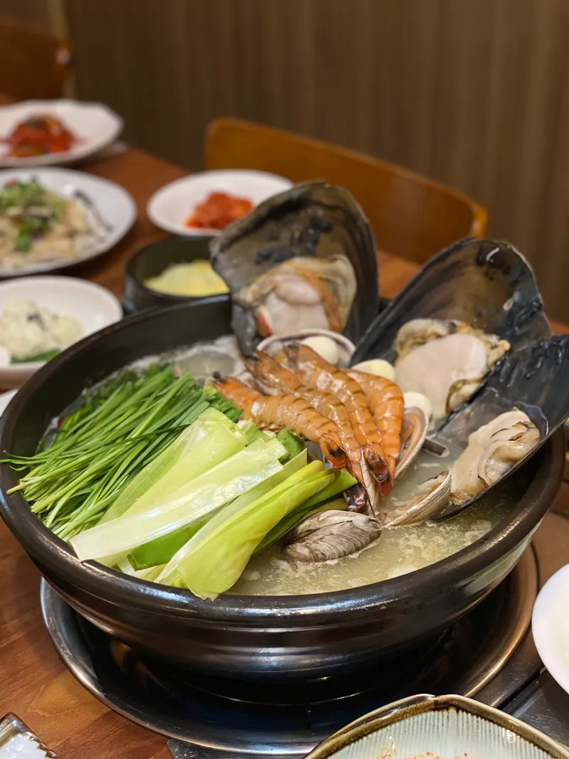 Best Raw fish dishes in Yuseong - Dongsin Susan