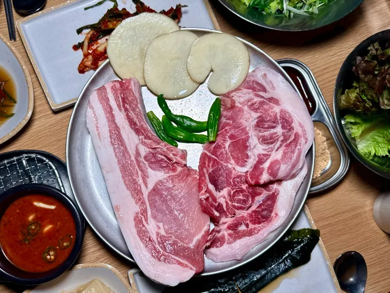 Sijip Grill House