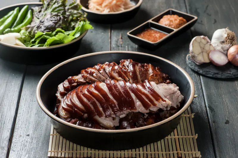 Best pork trotters in Seongsu - Wipungdang Seongsu Branch