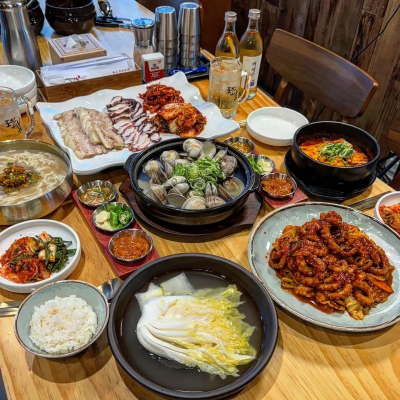 Mejor Korean BBQ en  - 진밀옥 교대직영점