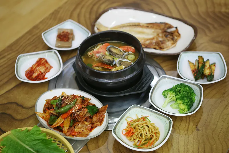 Mejor Mixed Rice Bowl en Seogwipo - 중문 예지원