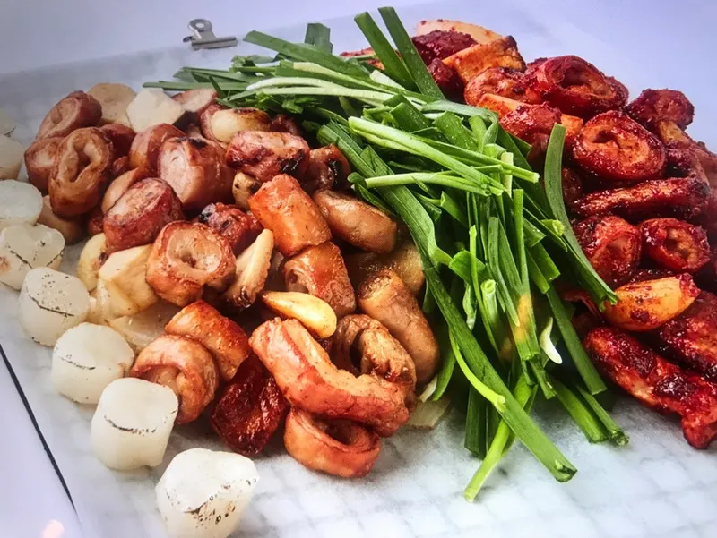 Mejor Grilled Intestines en Hapjeong - 구공탄곱창 합정2호점