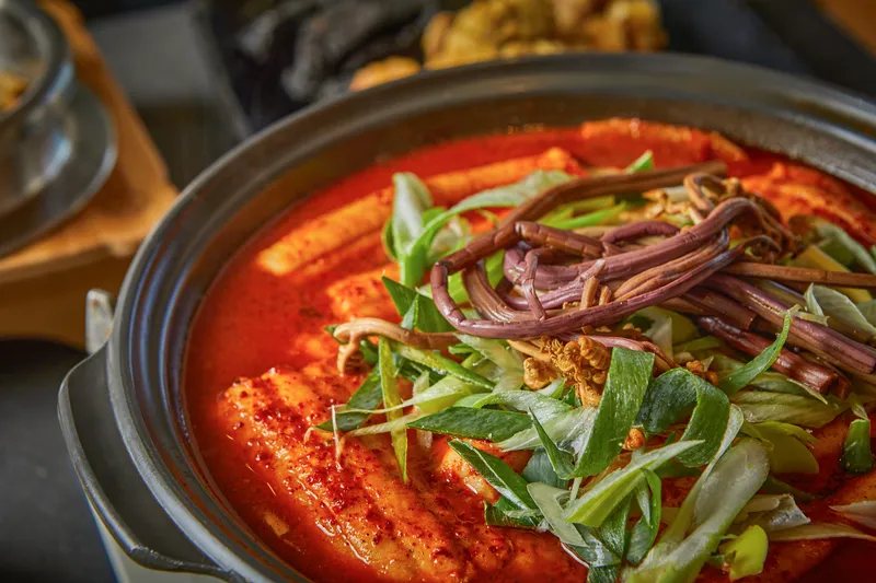 Mejor Belly Pork Slices en Seogwipo - 제주오성 순살갈치조림 제주도 중문 본점