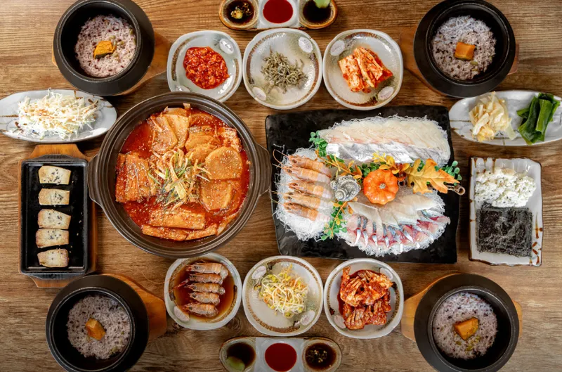 Best Raw Fish Dish in Aewol - Ddeule Galchi Yori