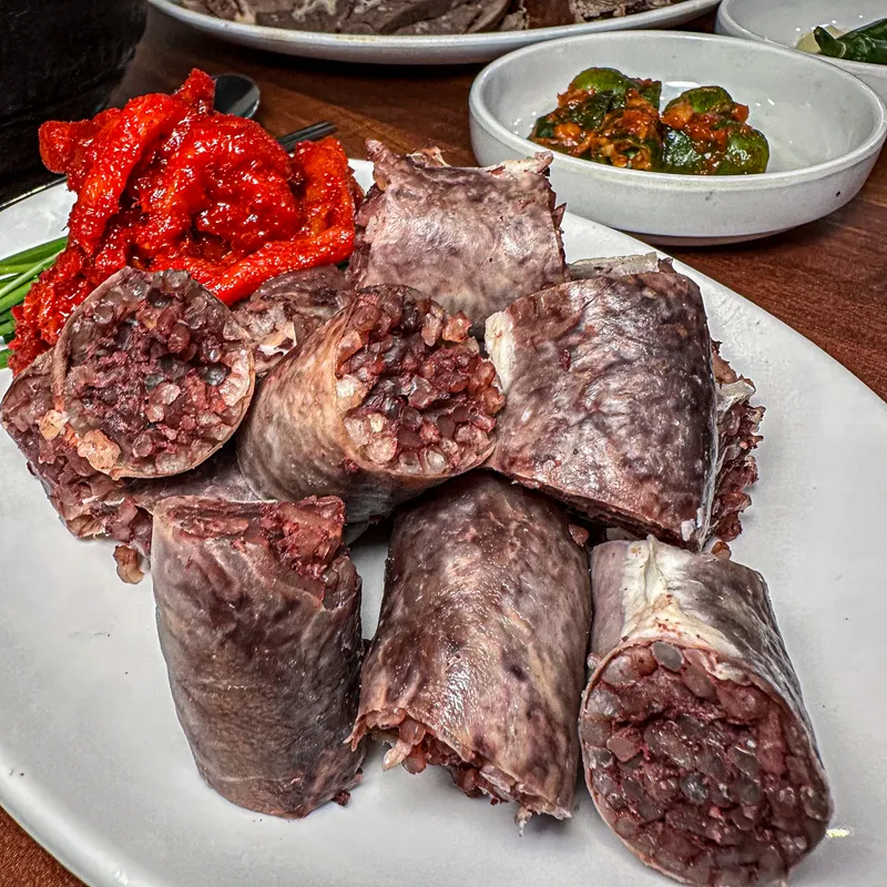 Mejor Korean Blood Sausage Soup en Euljiro - 명품을지순대국