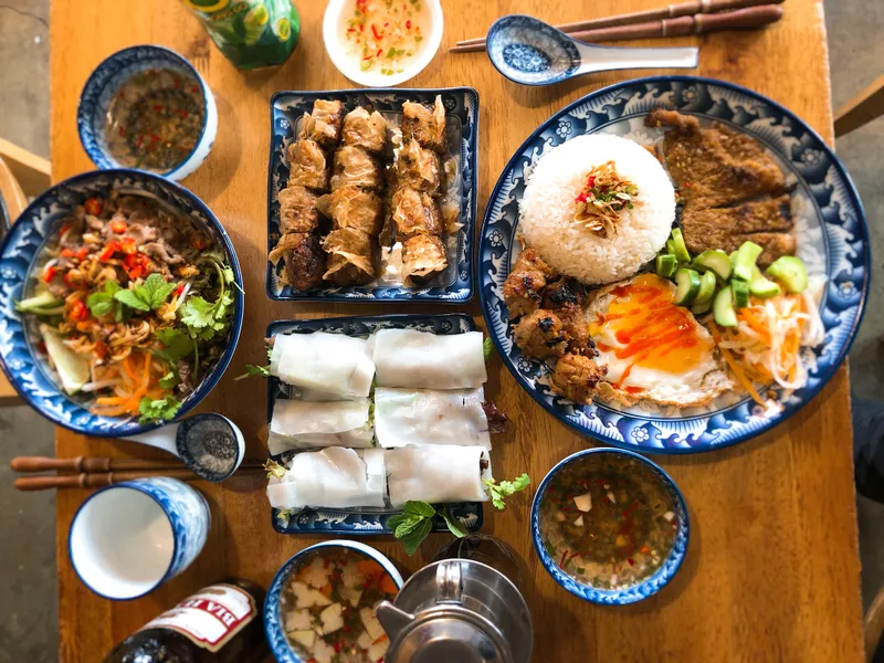 Best Vietnamese-style fried chicken in Itaewon - Peulleoseu84 Itaewon Branch