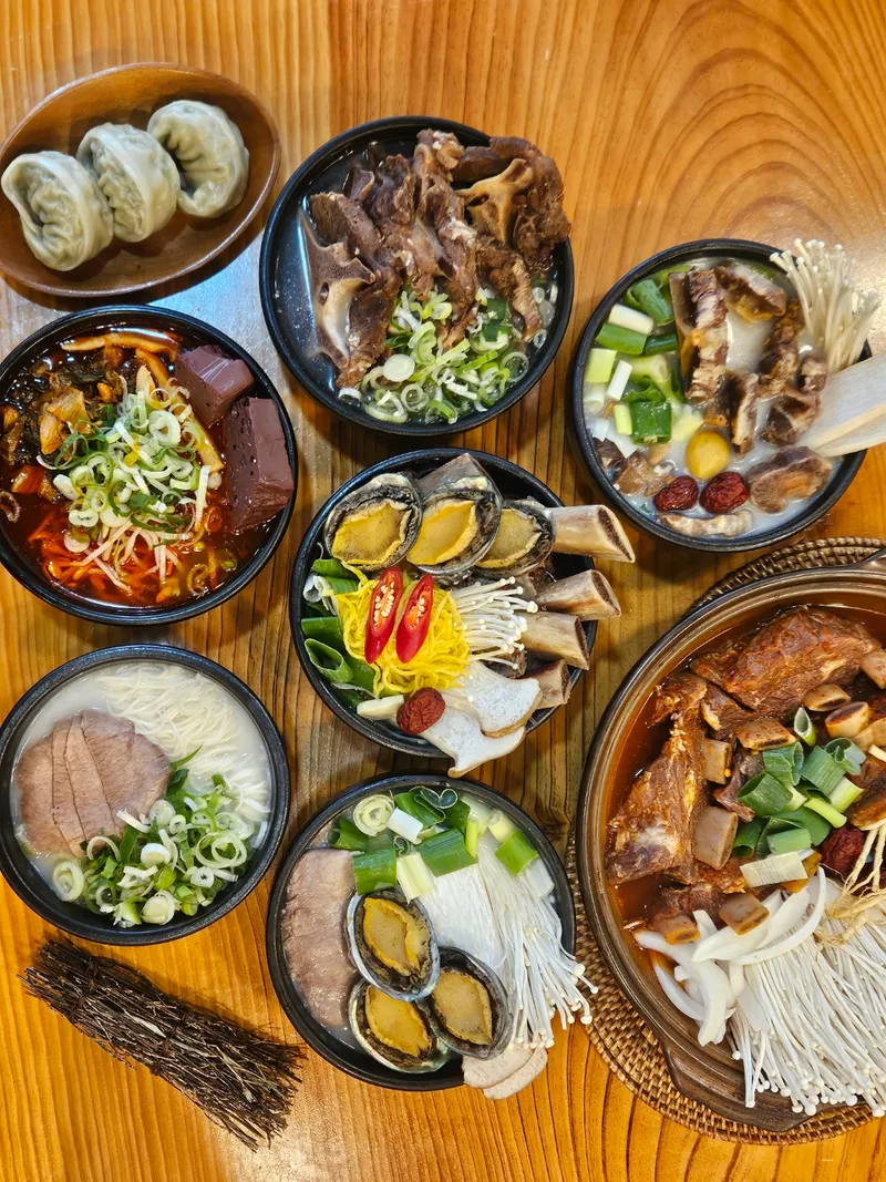 Best Seolleongtang in Suwon - Yejeongak Seolleongtang Bonjeom