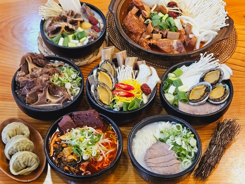 Best Seolleongtang in Suwon - Yejeongak Seolleongtang Bonjeom