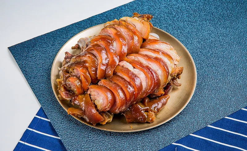 Best Korean Pork Feet in Hongdae - Manjok Ohyang Jokbal Hongdae Station