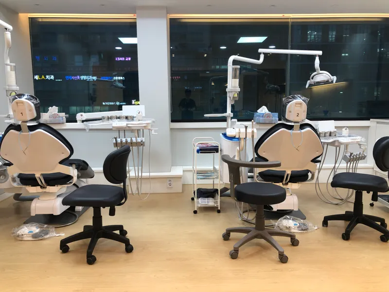 Shinchon Clear Dental Clinic
