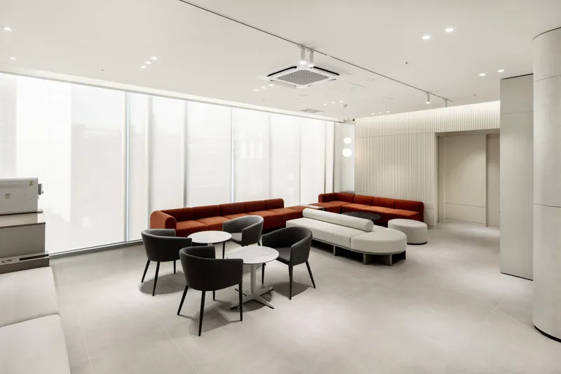 I Plus Eye Clinic