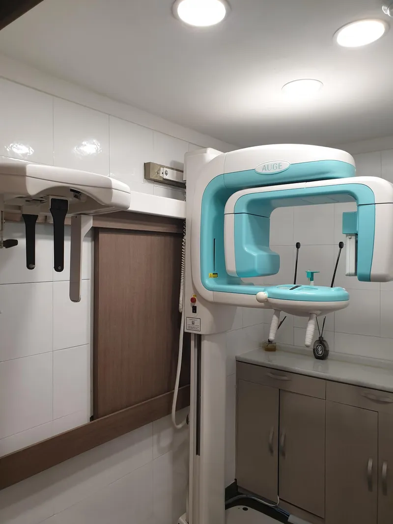 Love's Dental Clinic