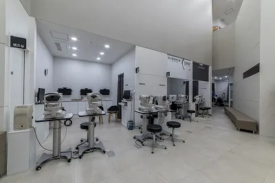 Apgujeong St. Mary's Eye Clinic