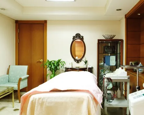 Shin Hak Cheol Dermatology Clinic