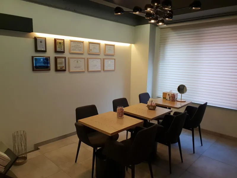 Dr. Bonsang Plastic Surgery Clinic