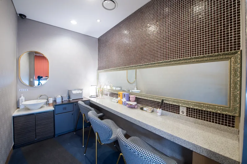 Yonsei Star Dermatology Clinic