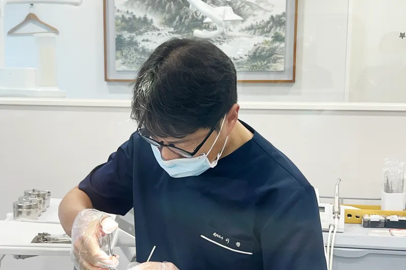 목동모아치과의원