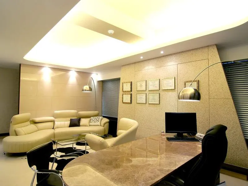 Young & Young Plastic Surgery Clinic