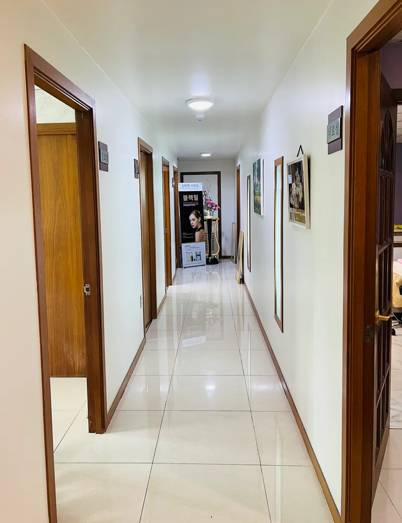 Kim Hye-young Dermatology Clinic