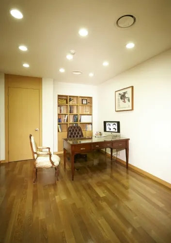 Dr. Ahn Hair Plantation Clinic