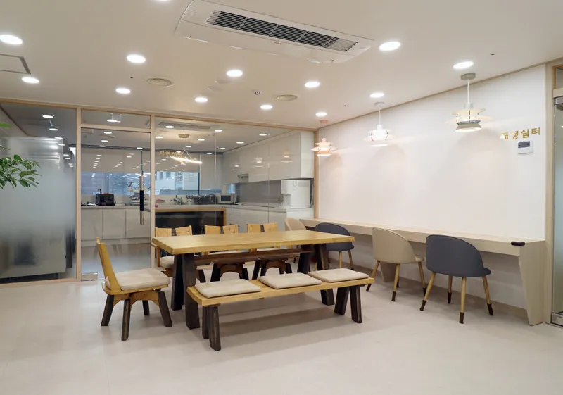 Nature Regeneration Clinic