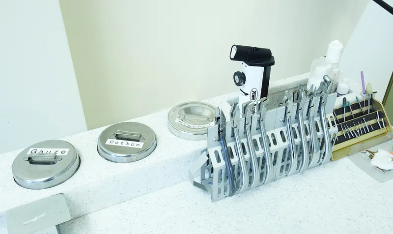 Lee Ji Dental Clinic
