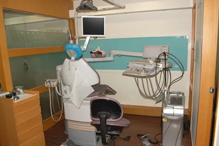 Lee Geun-Guk Dental Clinic